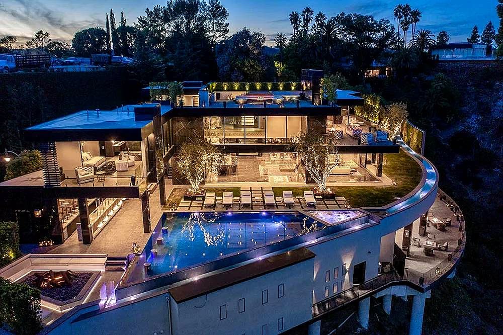 Luxury Estate Background