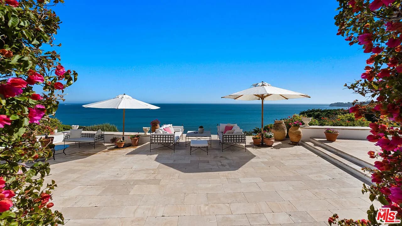Luxury Estate Background